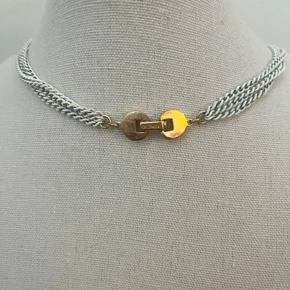 ✨ Vintage Monet Statement Necklace - Picture 5 of 7